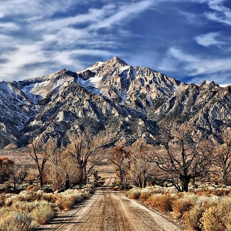 אינדפנדנס Eastern Sierra Motor Lodge מראה חיצוני תמונה