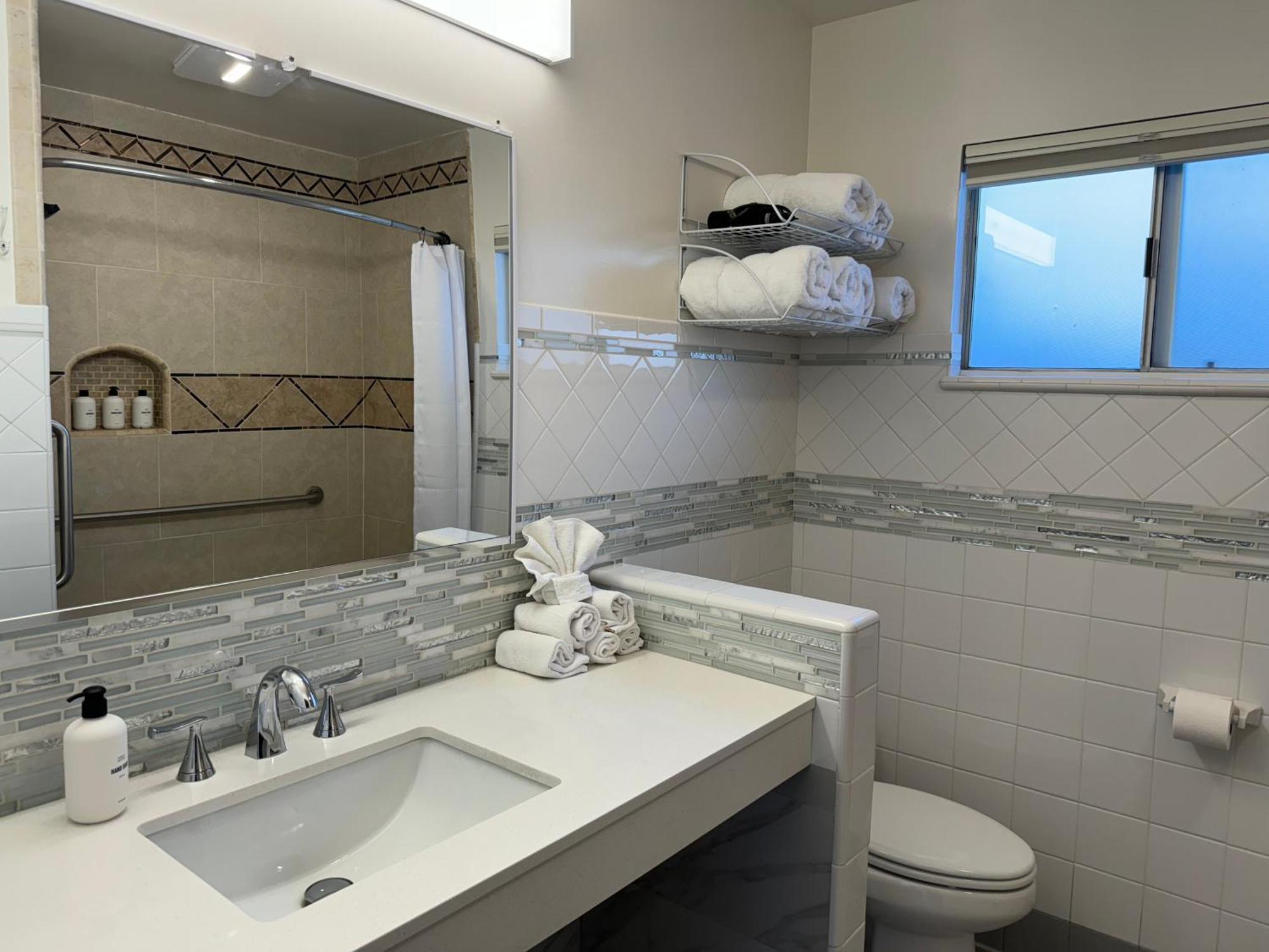 אינדפנדנס Eastern Sierra Motor Lodge מראה חיצוני תמונה